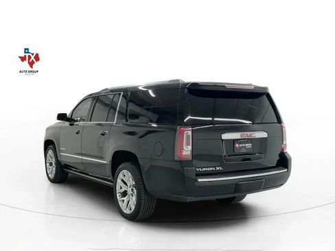 Used 2019 GMC Yukon XL Denali w/ Denali Ultimate Package image 5
