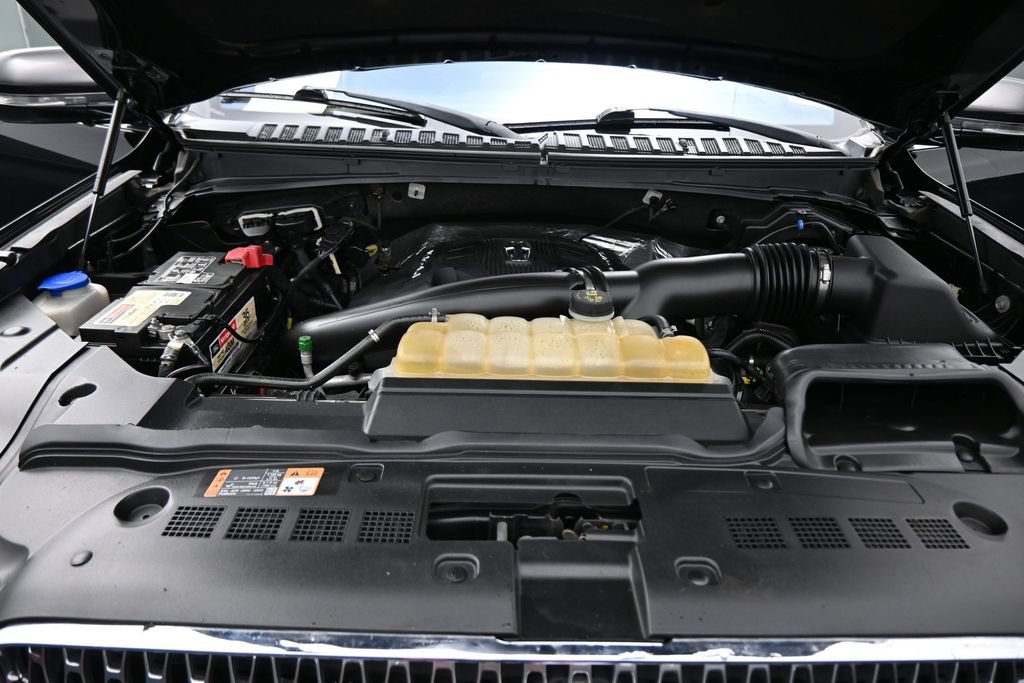 Used 2018 Lincoln Navigator Select w/ Technology Package AWD/4WD image 36