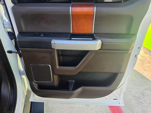 Used 2017 Ford F150 King Ranch w/ Equipment Group 601A Luxury AWD/4WD image 25