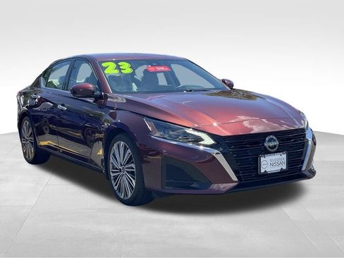 Certified 2023 Nissan Altima 2.5 SL FWD image 3