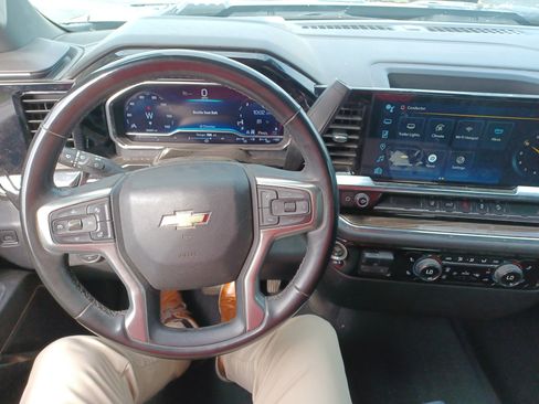 Used 2024 Chevrolet Silverado 2500 LT w/ Convenience Package AWD/4WD image 13