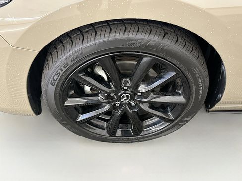 Used 2024 MAZDA MAZDA3 s image 11