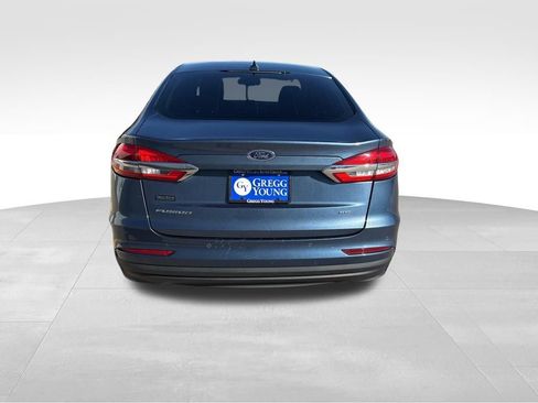 Used 2019 Ford Fusion SE image 7