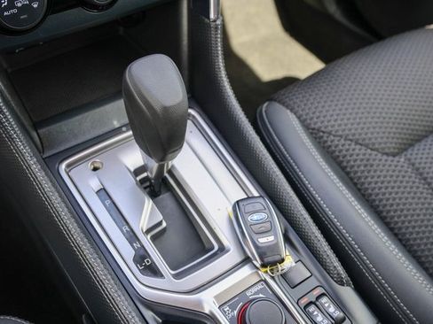 Used 2024 Subaru Forester Premium image 21