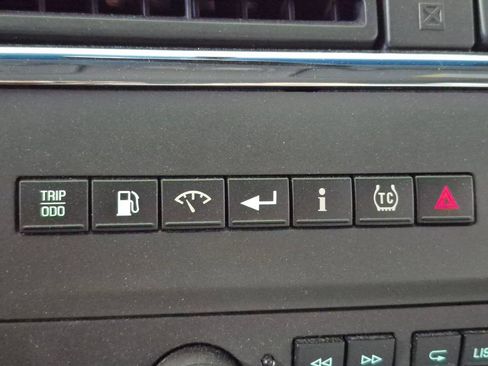 Used 2005 Buick LaCrosse CXS w/ Gold Convenience Package FWD image 21