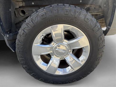 Used 2017 Chevrolet Silverado 1500 LTZ w/ Texas Edition AWD/4WD image 19
