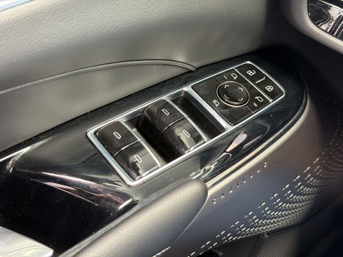 Certified 2024 Cadillac Lyriq Luxury AWD/4WD image 13