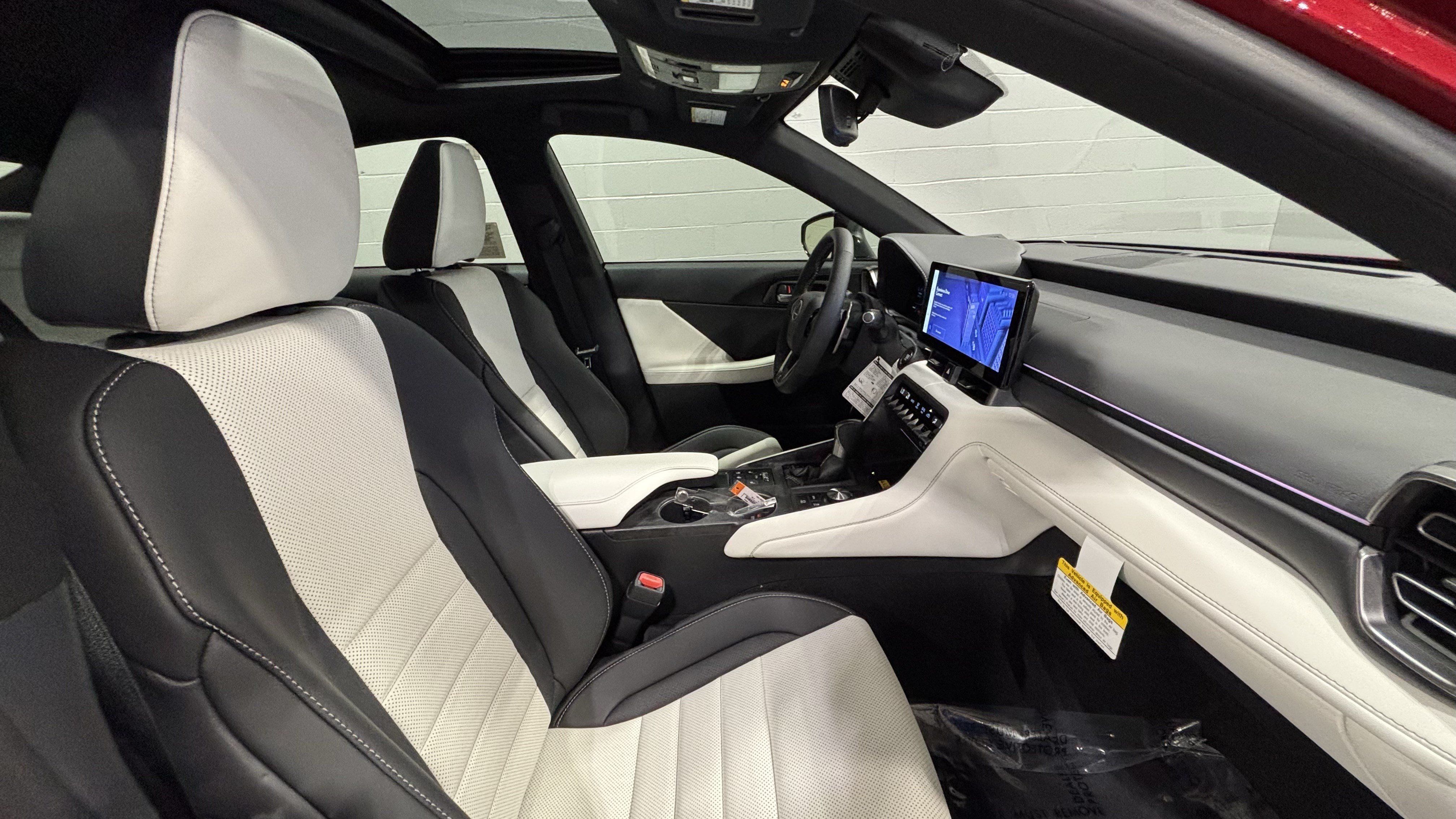Used 2026 Lexus IS 350 F Sport w/ Technology Package RWD image 40