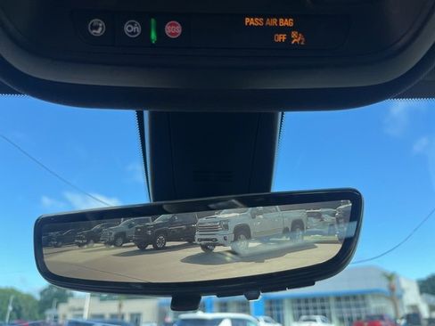 Used 2023 Chevrolet Traverse Premier w/ LPO, Floor Liner Package image 38