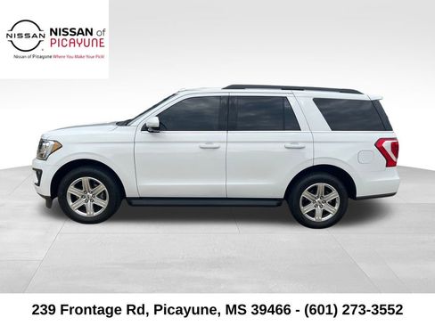 Used 2020 Ford Expedition XLT w/ Equipment Group 201A image 2