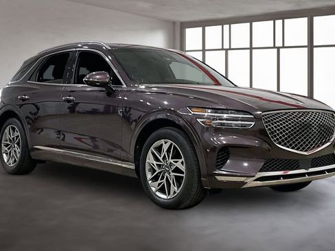 Used 2022 Genesis GV70 2.5T w/ Advanced Package AWD/4WD image 10