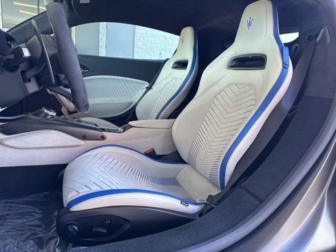Used 2023 Maserati MC20 Coupe image 13