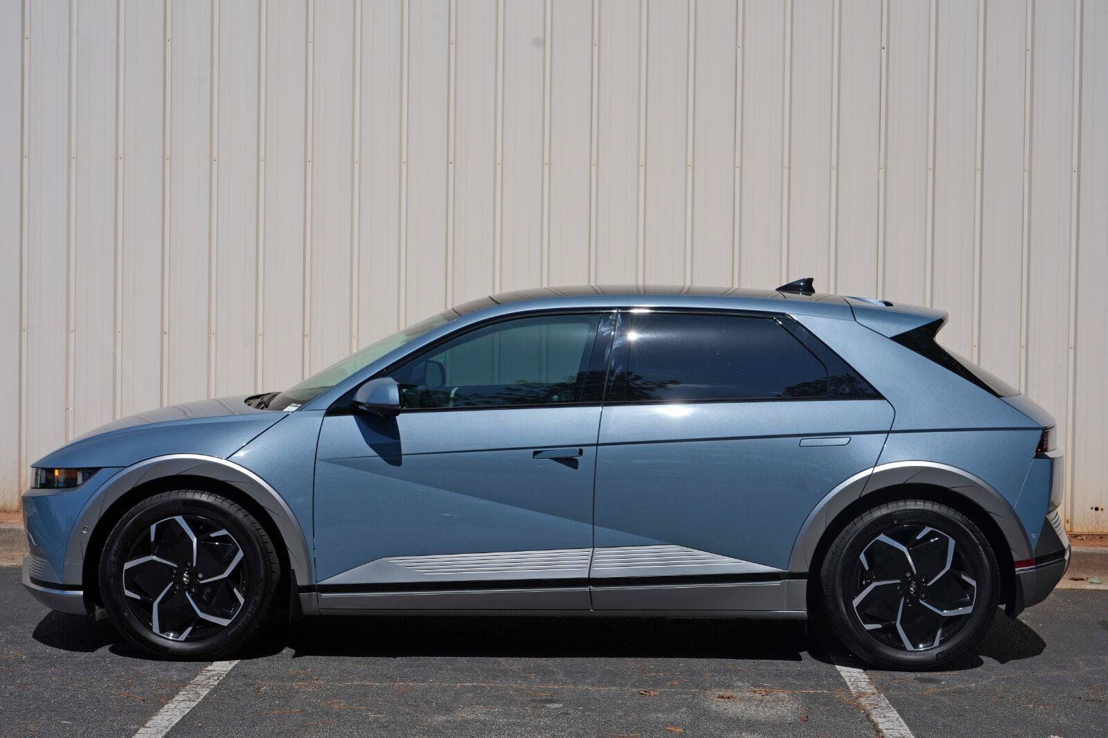Used 2024 Hyundai Ioniq 5 Limited RWD image 50
