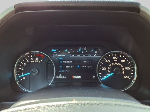 Used 2020 Ford F150 Lariat w/ Equipment Group 502A Luxury image 17