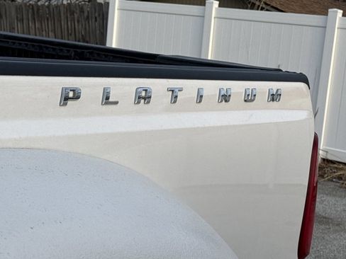 Used 2019 Ford F350 XLT w/ XLT Premium Package image 4