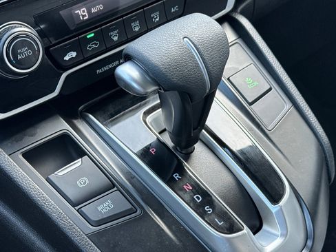 Used 2018 Honda CR-V LX image 21
