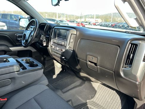 Used 2018 Chevrolet Silverado 1500 LT w/ All Star Edition image 17