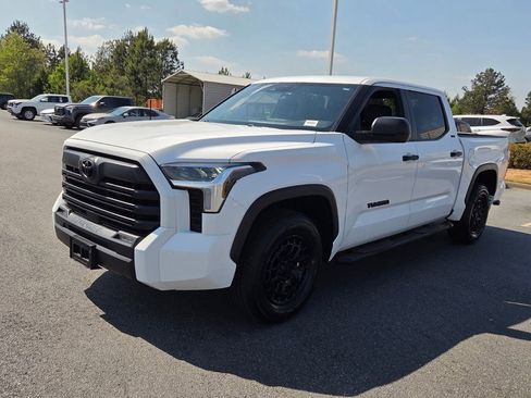 Used 2025 Toyota Tundra SR5 image 3