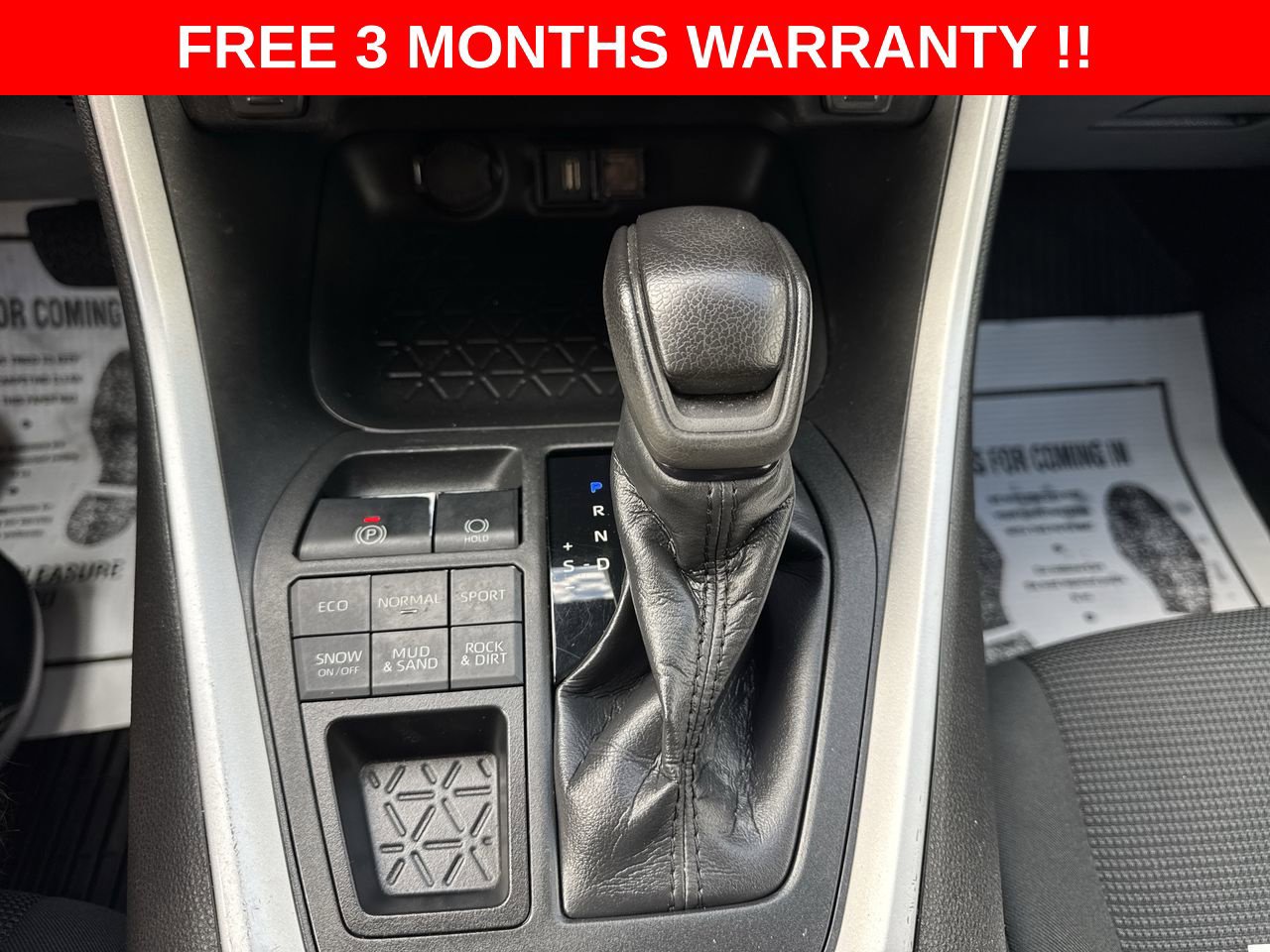 Used 2020 Toyota RAV4 LE w/ All Weather Liner Package AWD/4WD image 43