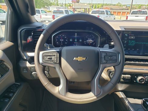 New 2026 Chevrolet Silverado 1500 LT AWD/4WD image 14