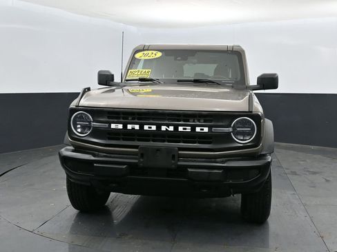 Used 2025 Ford Bronco Big Bend image 7