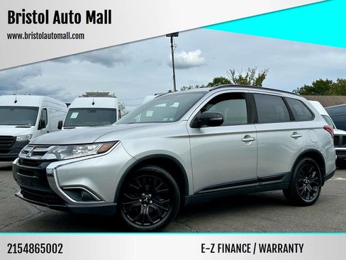 Used 2018 Mitsubishi Outlander LE image 1