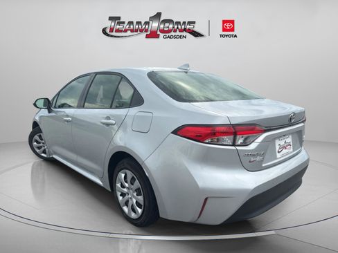 Used 2023 Toyota Corolla LE FWD image 5