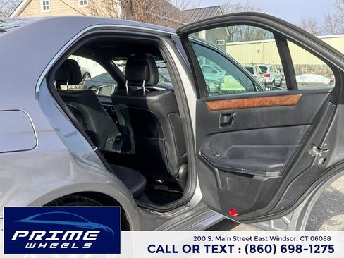 Used 2014 Mercedes-Benz E 350 4dr Sdn E 350 Luxury 4MATIC image 15