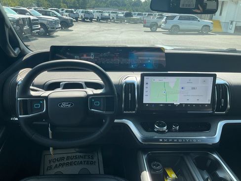 New 2027 Ford Expedition Tremor w/ Driver's Package AWD/4WD image 20