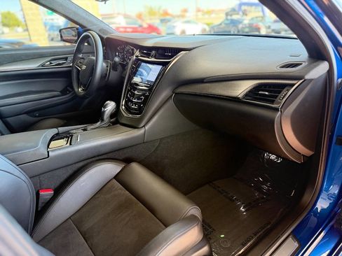 Used 2018 Cadillac CTS V w/ Luxury Package image 56