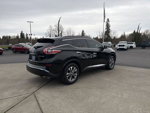 Used 2018 Nissan Murano SV image 5
