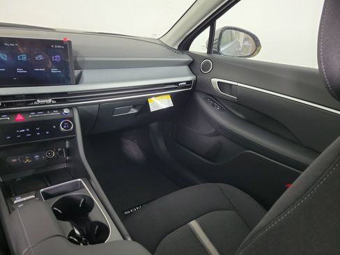New 2026 Hyundai Sonata SEL FWD image 7