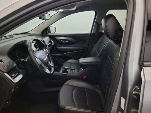 Used 2023 GMC Terrain SLT AWD/4WD image 17
