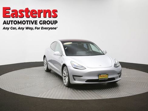 Used 2018 Tesla Model 3 Mid Range RWD image 44