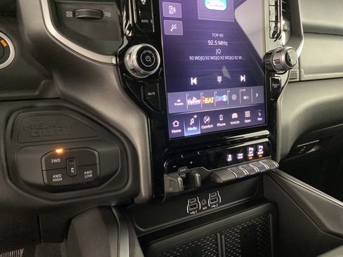 New 2026 RAM 2500 Big Horn AWD/4WD image 27