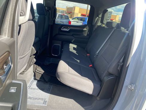 Used 2024 Chevrolet Silverado 1500 LT AWD/4WD image 24