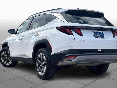 Certified 2025 Hyundai Tucson SEL image 11