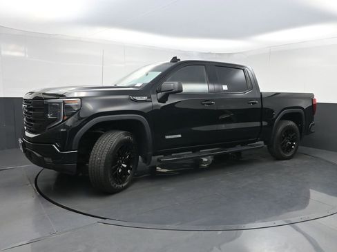 Used 2024 GMC Sierra 1500 Elevation w/ LPO, Elevation Black Package RWD image 21