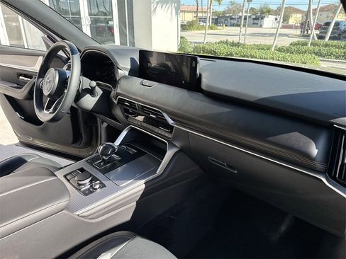 Used 2025 MAZDA CX-70 3.3 Turbo S w/ Premium Package image 33