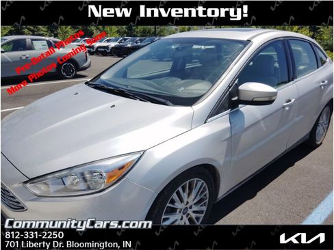 Used 2018 Ford Focus Titanium FWD image 1