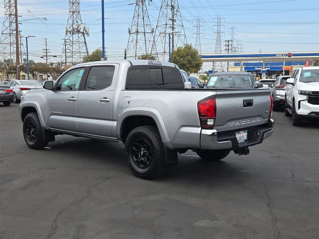 Used 2022 Toyota Tacoma SR5 RWD image 29