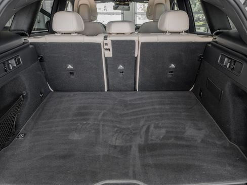 Certified 2024 Mercedes-Benz GLC 300 image 32