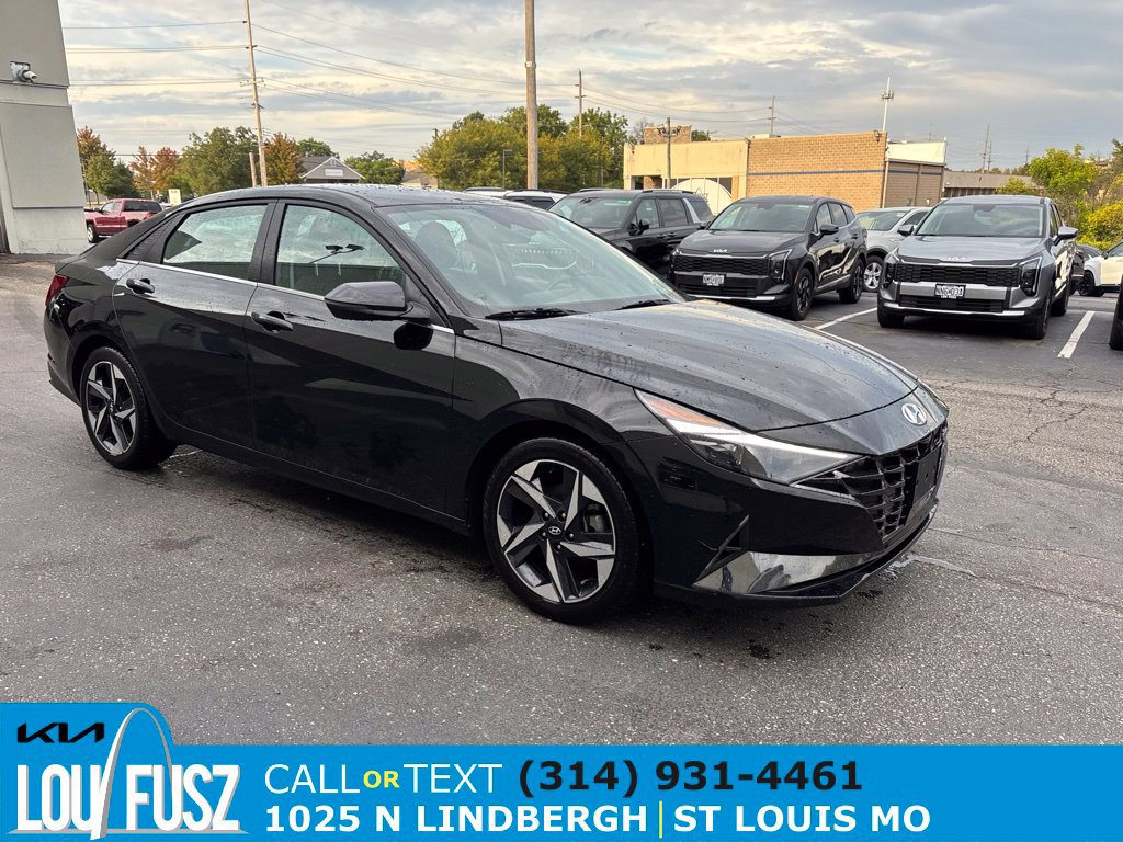Used 2023 Hyundai Elantra Limited FWD image 1