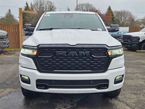 New 2026 RAM 1500 4x4 Crew Cab image 2