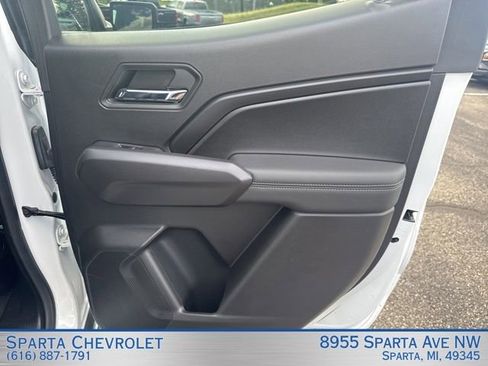 Used 2023 Chevrolet Colorado LT w/ LT Convenience Package III AWD/4WD image 29