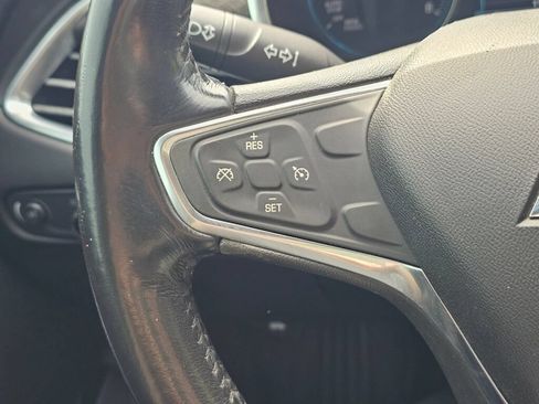 Used 2018 Chevrolet Malibu LT FWD image 25