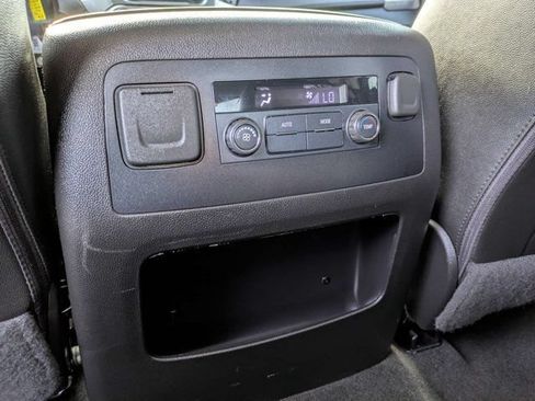 Used 2017 Chevrolet Tahoe LT RWD image 15