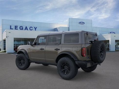 New 2026 Ford Bronco Badlands image 4