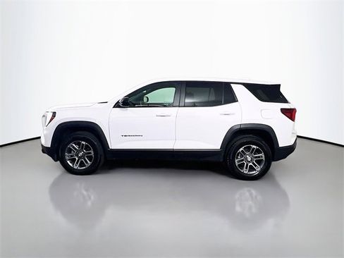 Used 2025 GMC Terrain Elevation image 6