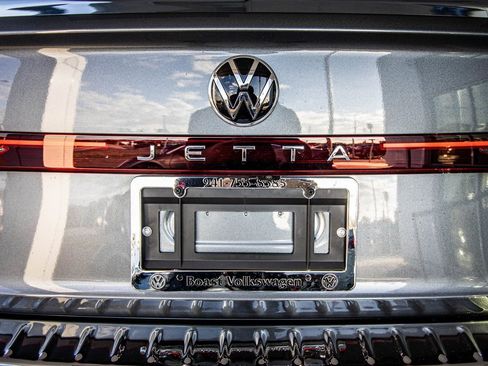 New 2026 Volkswagen Jetta SE image 16